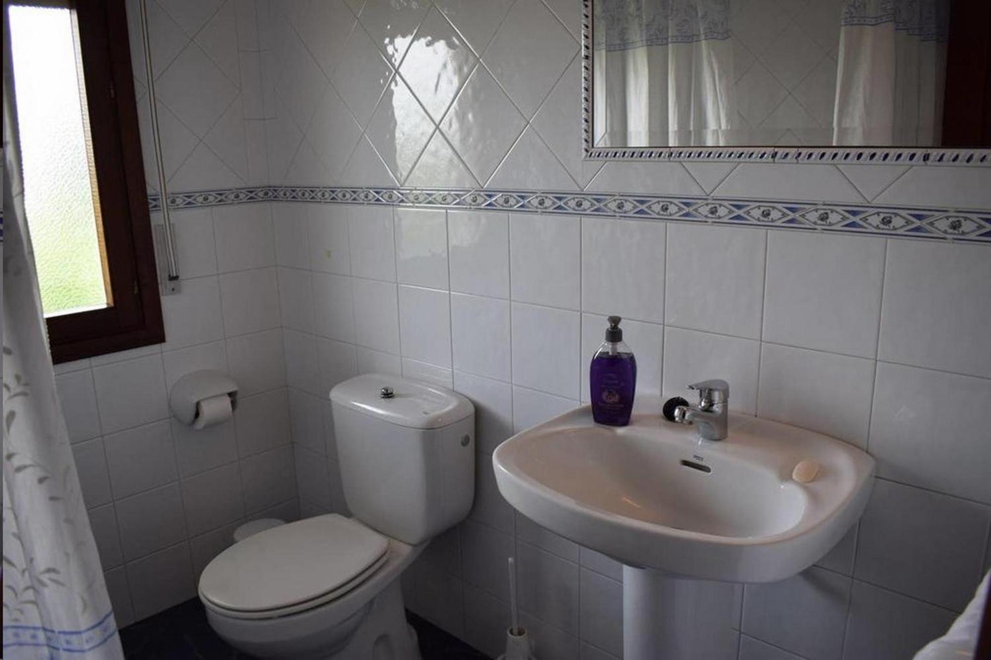 Apartamentos Los Frutales Arnuero Bilik gambar